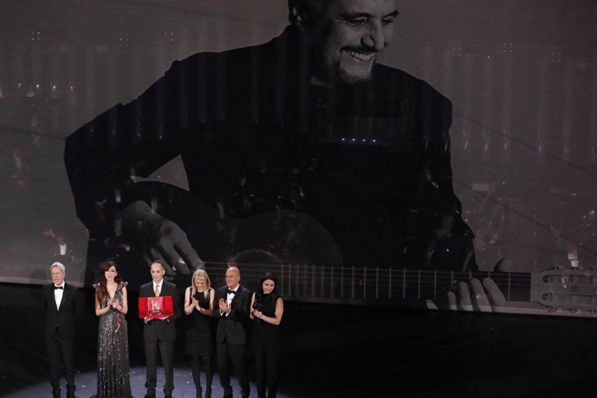 Pino Daniele omaggiato a Sanremo